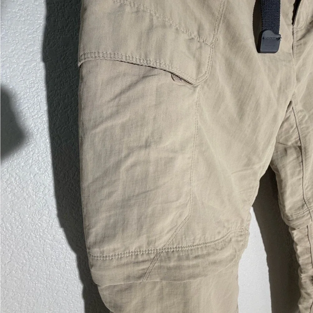 The North Face‎ Men's Cargo Pants in Beige